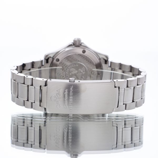 Omega Seamaster 300m Mid-Size 2262.50.00